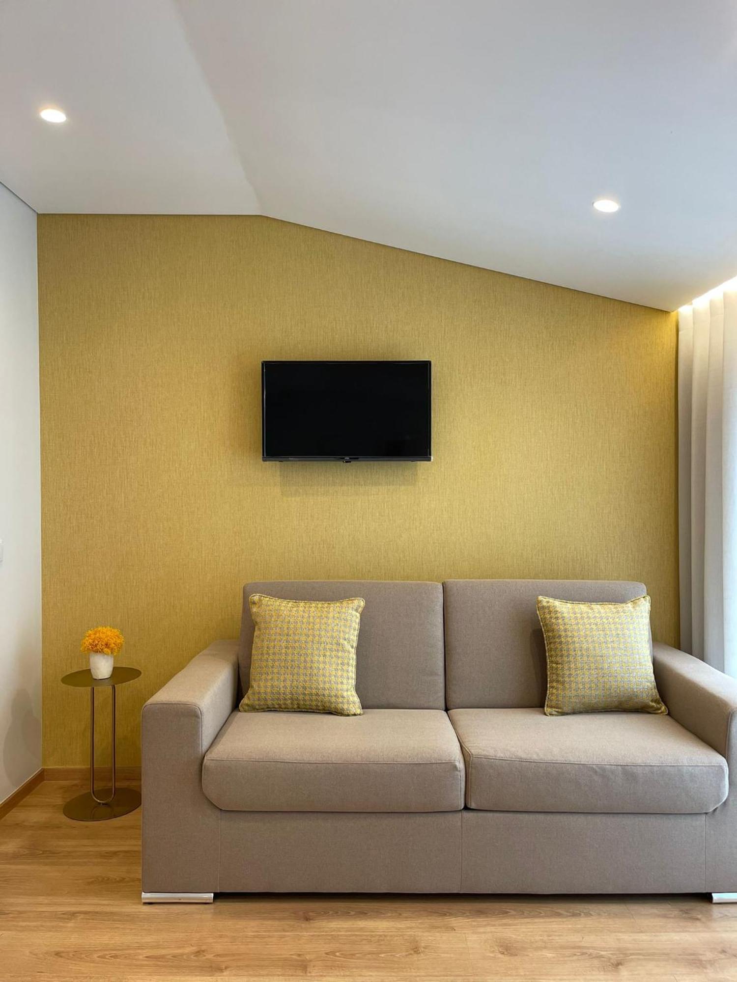Oporto Suites Moreira  Екстериор снимка